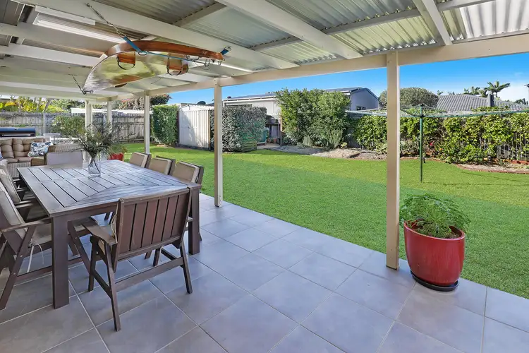 35 Spinnaker Boulevard, Wurtulla QLD 4575