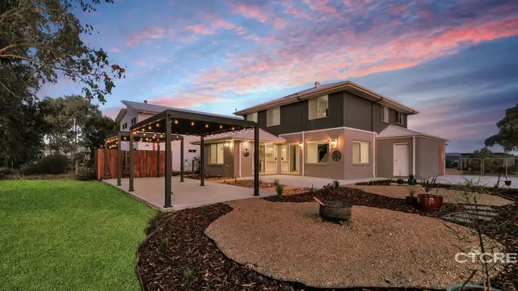 30 Plateau Avenue, Metung VIC 3904