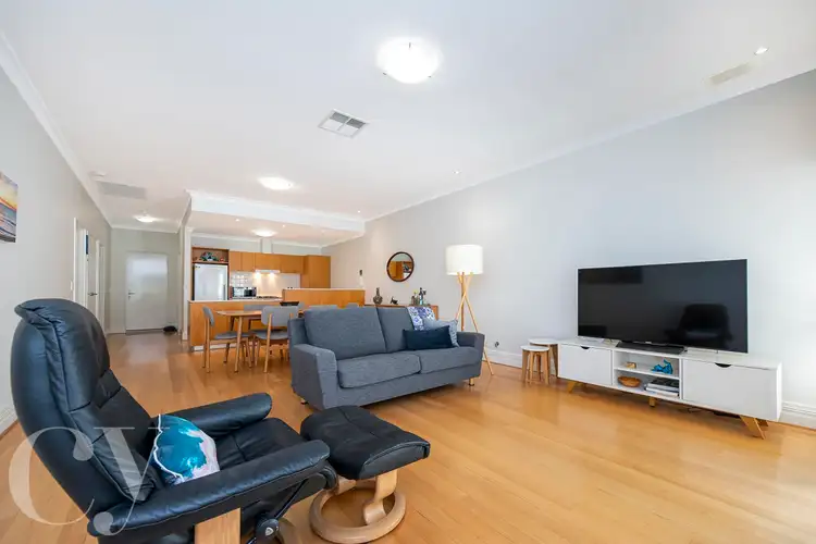 Fourth view of Homely villa listing, 5/8 Bay Road, Claremont WA 6010