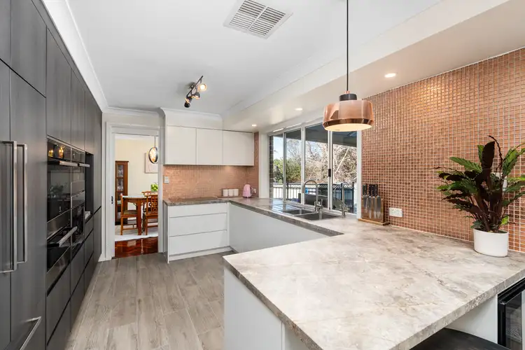 20 Settlers Ridge Close, Lisarow NSW 2250