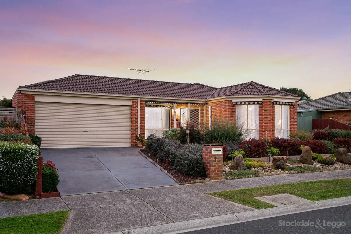 Main view of Homely house listing, 17 Jagger Circuit, Cranbourne East VIC 3977