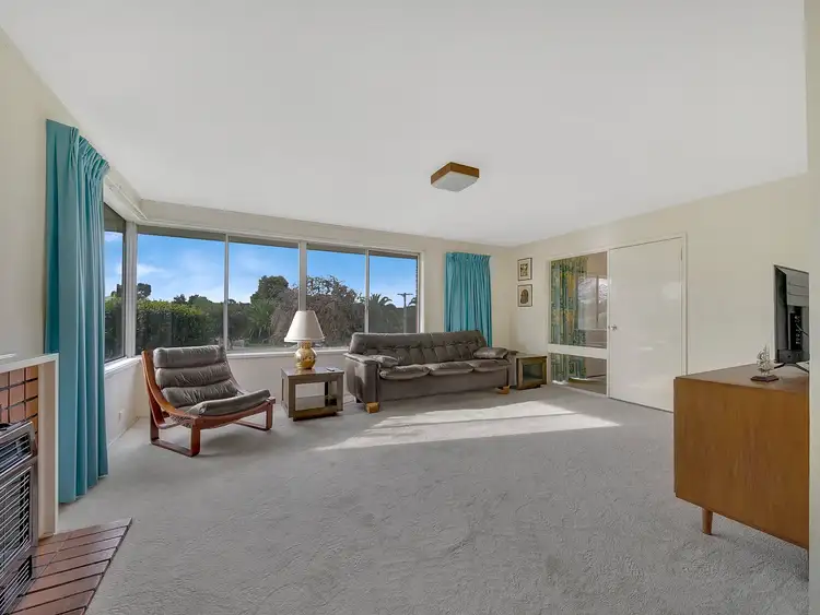 Second view of Homely house listing, 7 Sutherland Court, Mulgrave VIC 3170