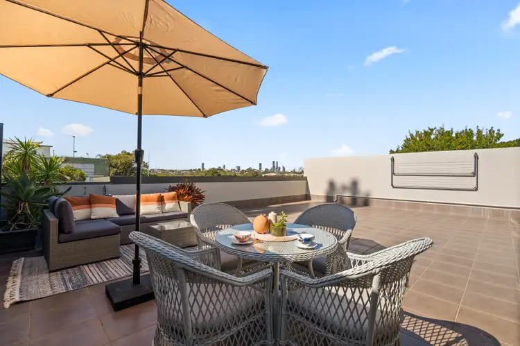 1/10 Trout Street, Ashgrove QLD 4060