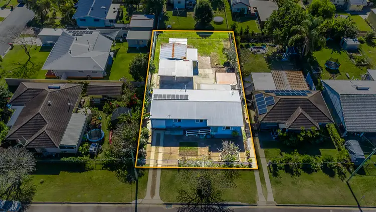 Second view of Homely house listing, 4 Croston Street, Clontarf QLD 4019