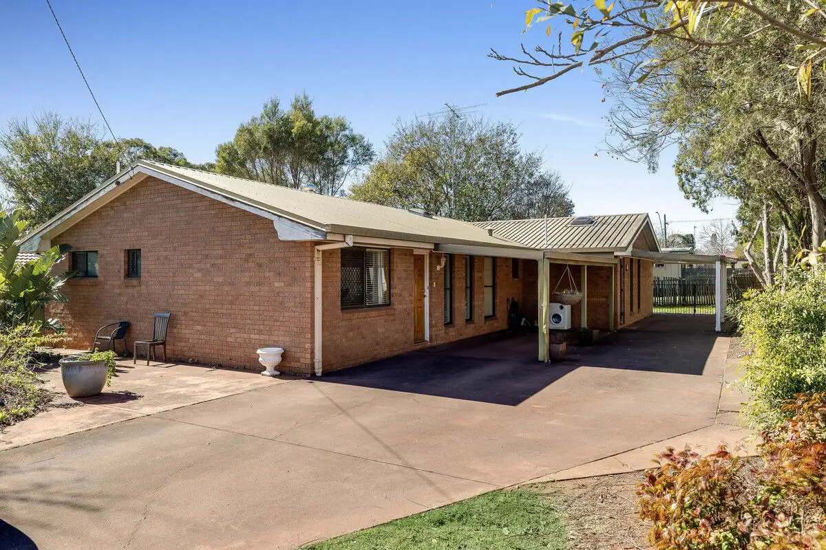 Main view of Homely unit listing, 2/6 Sherry Street, Wilsonton Heights QLD 4350