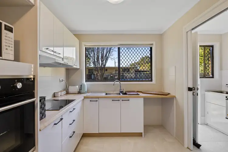 Fourth view of Homely unit listing, 2/6 Sherry Street, Wilsonton Heights QLD 4350