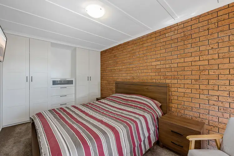 Fifth view of Homely unit listing, 2/6 Sherry Street, Wilsonton Heights QLD 4350