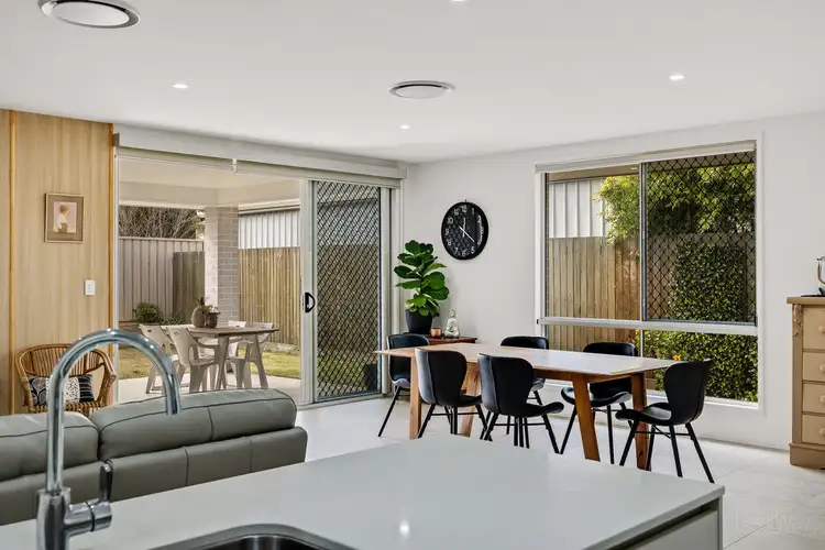 9 Lourdes Street, Middle Ridge QLD 4350