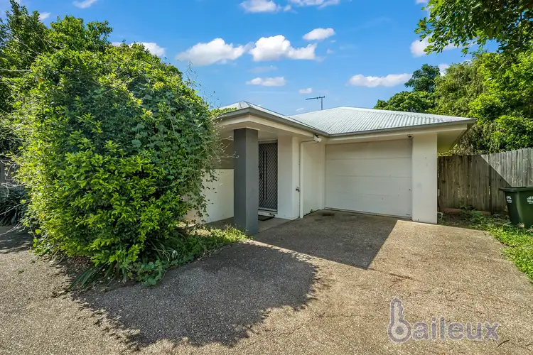 3/11 Place Avenue, Sarina Beach QLD 4737