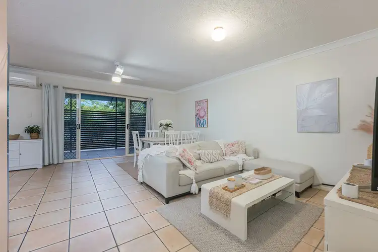 2/10 Widdop Street, Clayfield QLD 4011