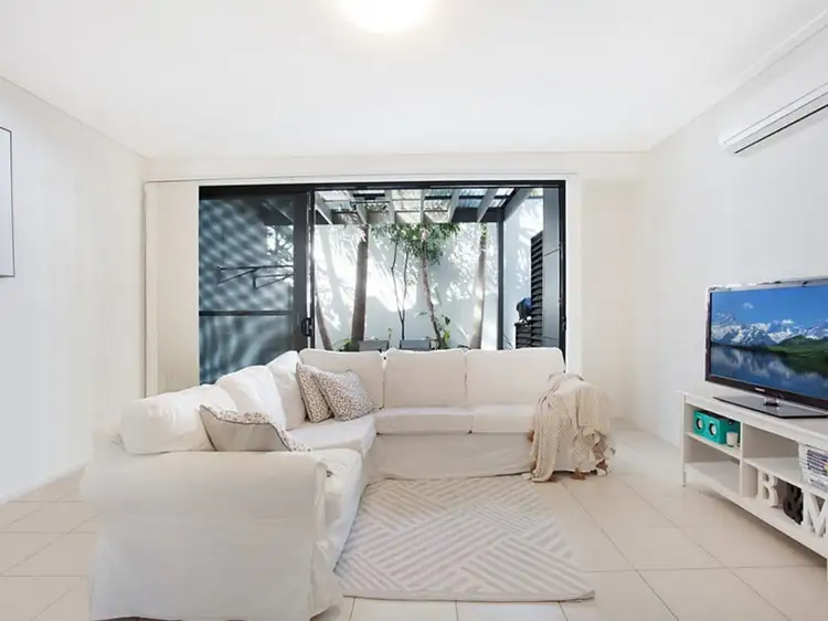 Main view of Homely townhouse listing, 14 The Gardenway, Robina QLD 4226
