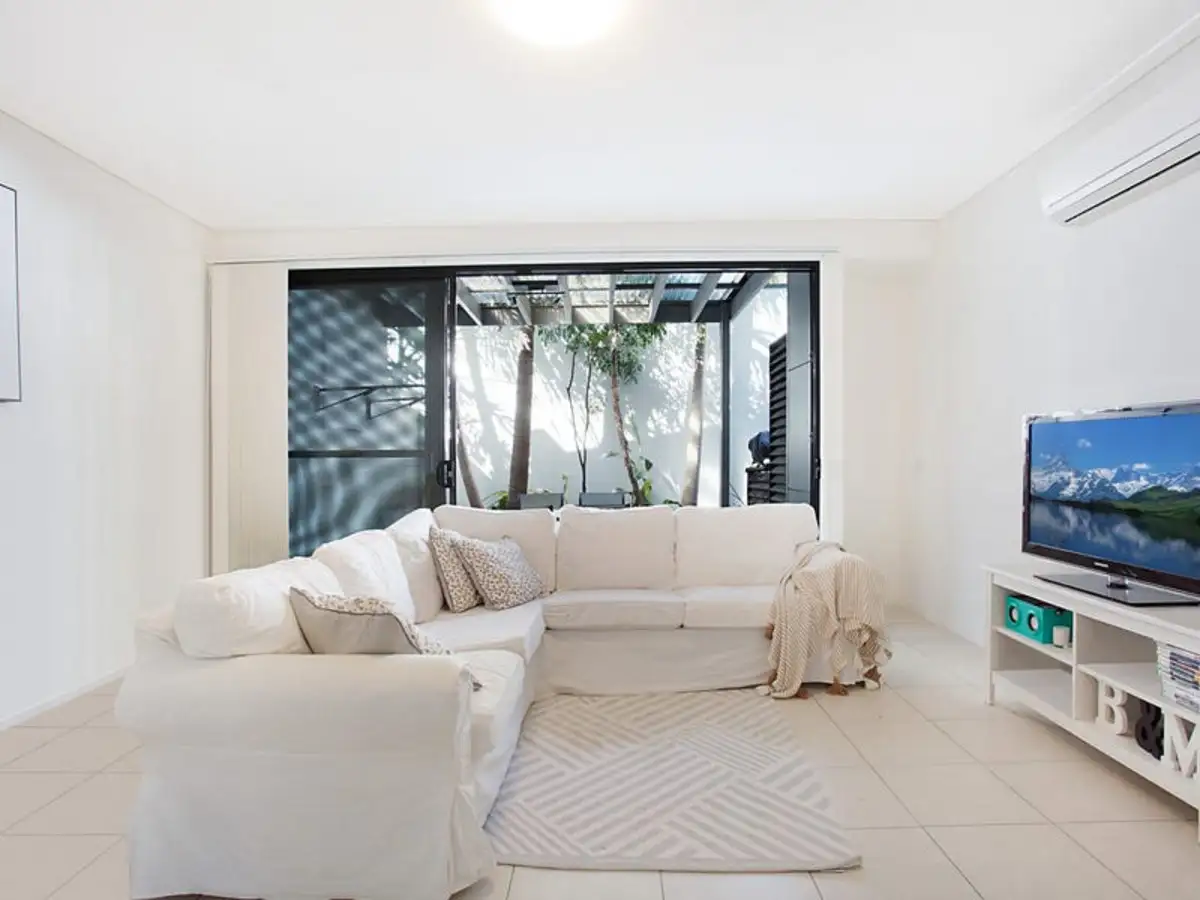 Main view of Homely townhouse listing, 14 The Gardenway, Robina QLD 4226