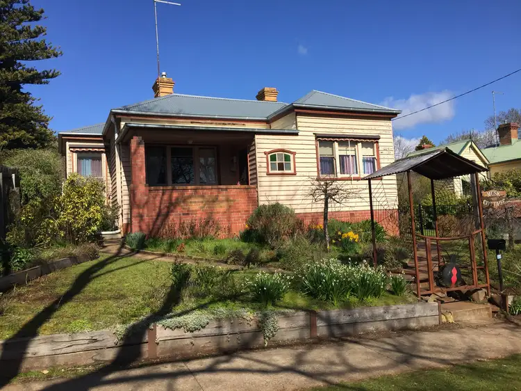 44 Raglan Street