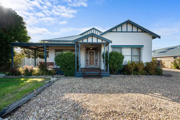 83 Cemetery Road, Sale VIC 3850