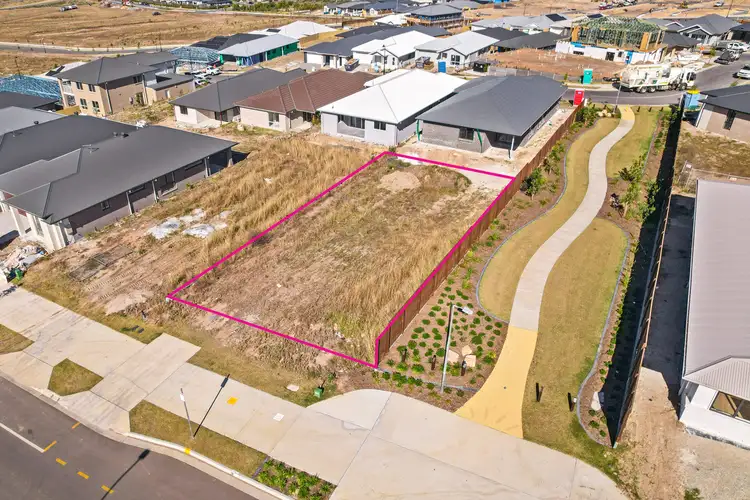 25 Belle Parade, Ripley QLD 4306
