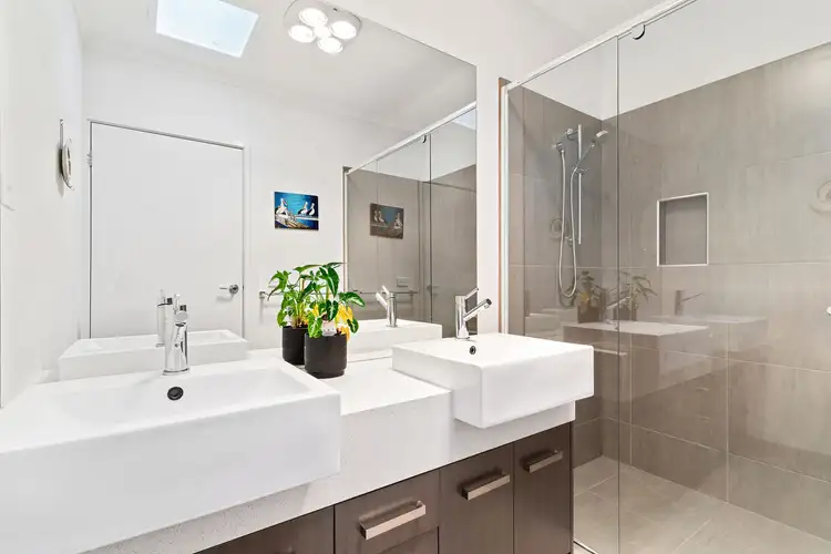 Fifth view of Homely unit listing, 6/419 Waterfall Gully Road, Rosebud VIC 3939
