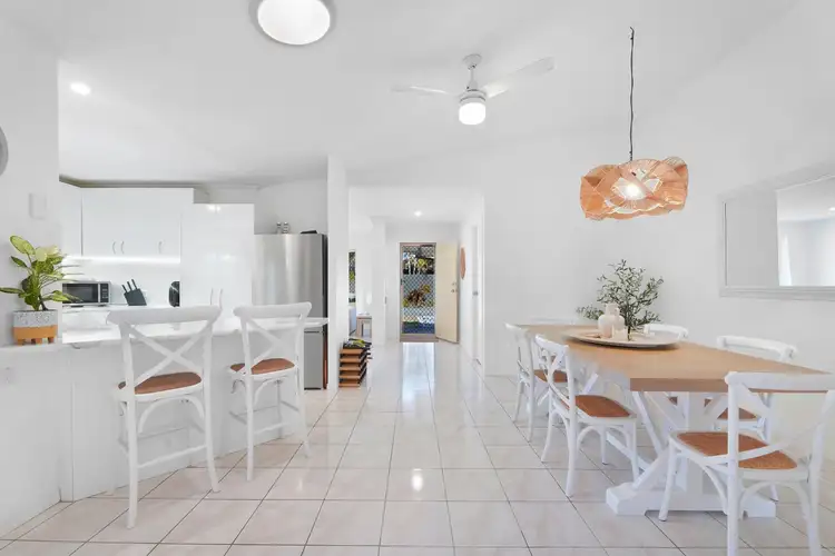 Fifth view of Homely house listing, 2/24 Ardisia Court, Burleigh Heads QLD 4220