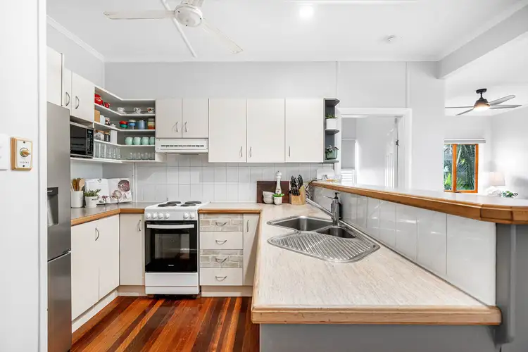 Fifth view of Homely house listing, 32 Bernays Road, Wynnum West QLD 4178