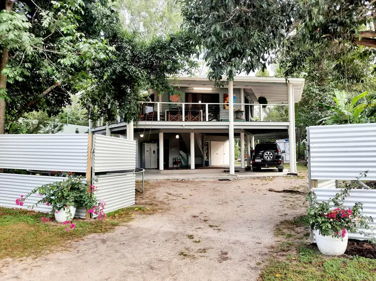 2 Edmondson Close, Cardwell QLD 4849