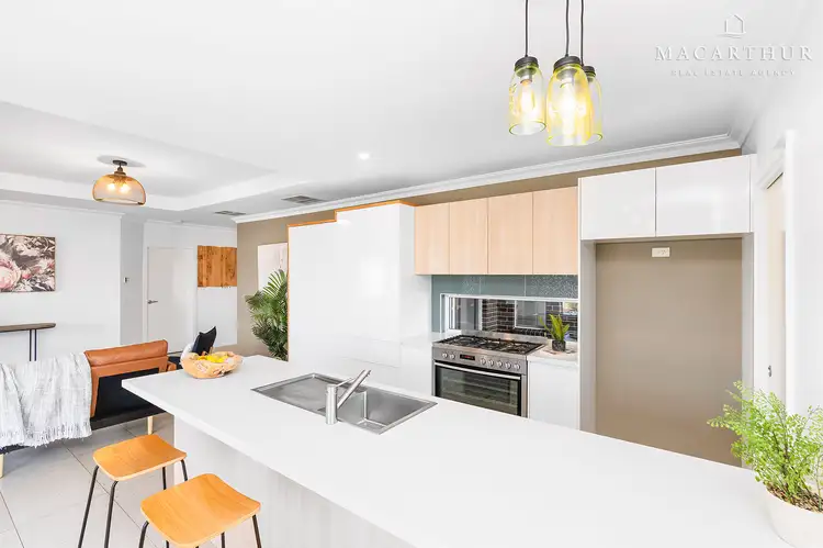 Fifth view of Homely house listing, 7 Morris Crescent, Gobbagombalin NSW 2650