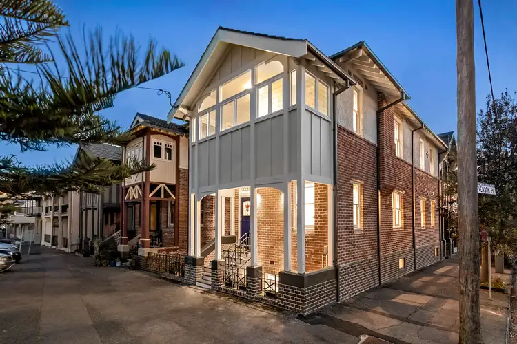 2 Parnell Place, Newcastle East NSW 2300