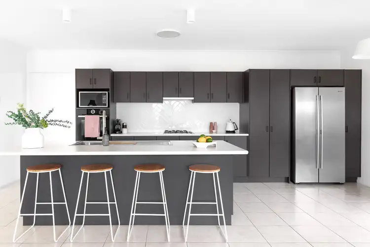 Second view of Homely house listing, 5 Dunroe Court, Warrnambool VIC 3280