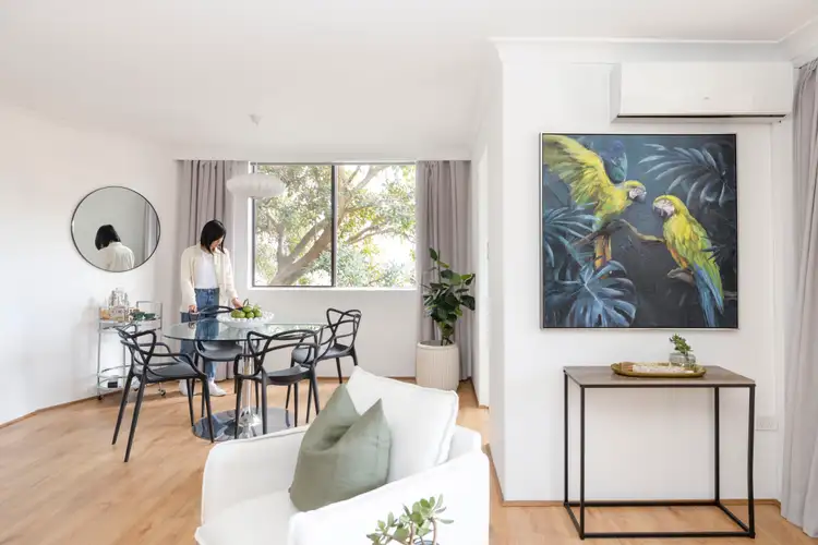 Third view of Homely apartment listing, 17/29-35 Roslyn Gardens, Elizabeth Bay NSW 2011