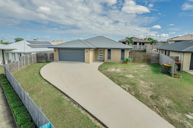 7 Valley Way, Boyne Island QLD 4680