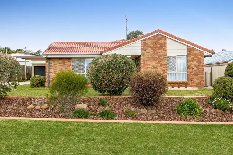 16 Dyson Drive, Darling Heights QLD 4350