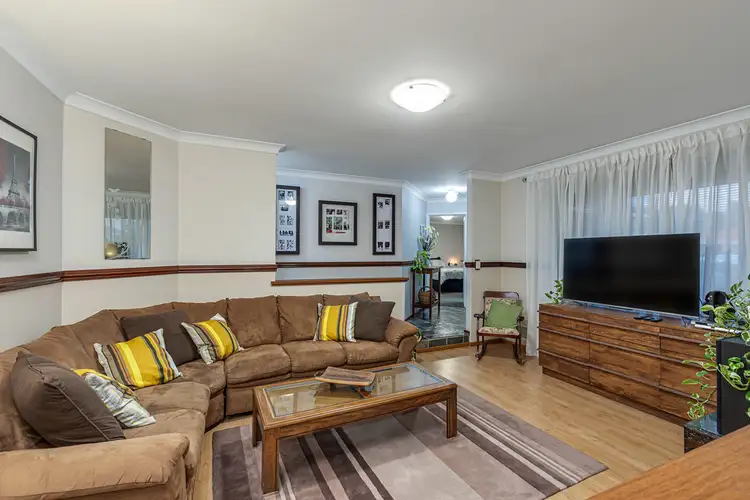 Fourth view of Homely house listing, 6 Winsport Court, Merriwa WA 6030