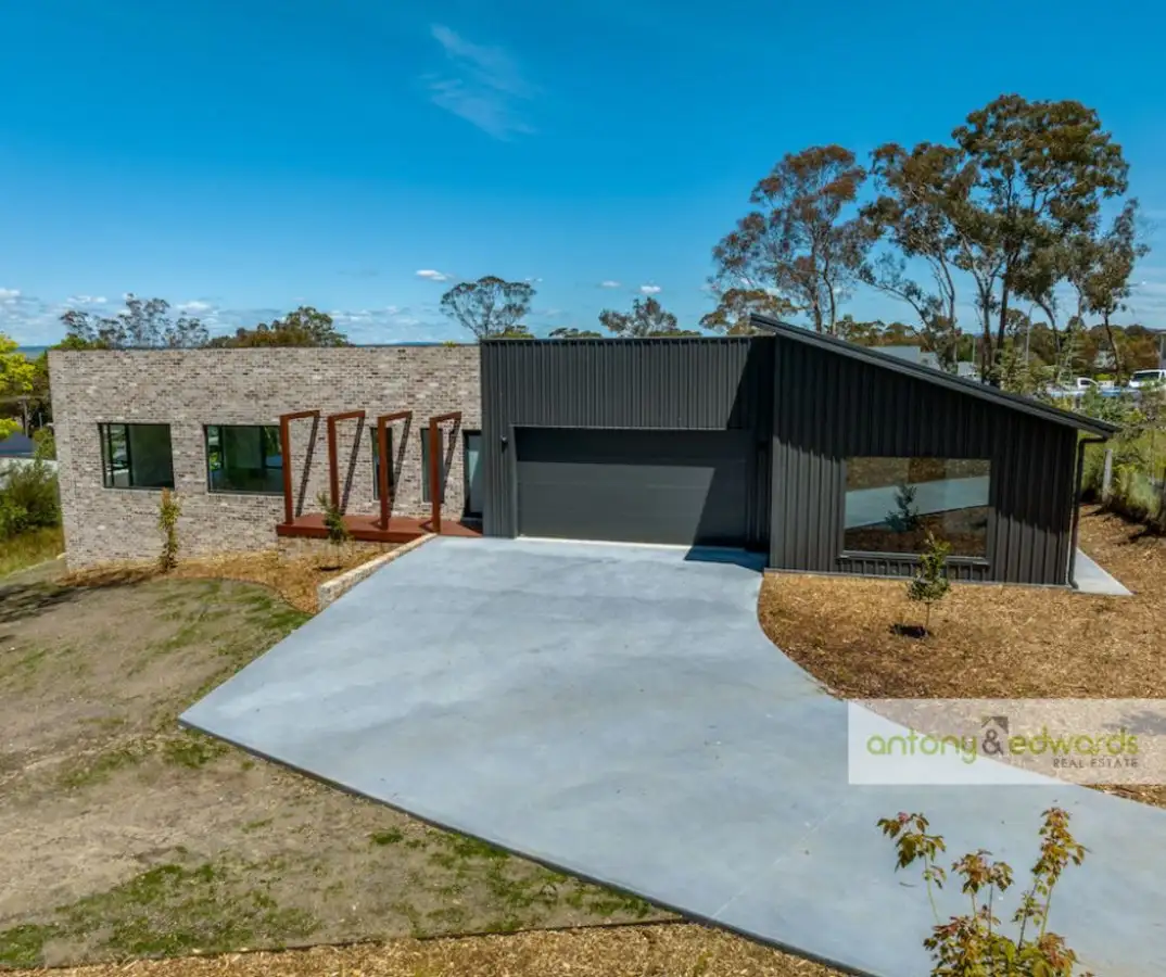 Main view of Homely house listing, 8 Goorawin Place, Goulburn NSW 2580