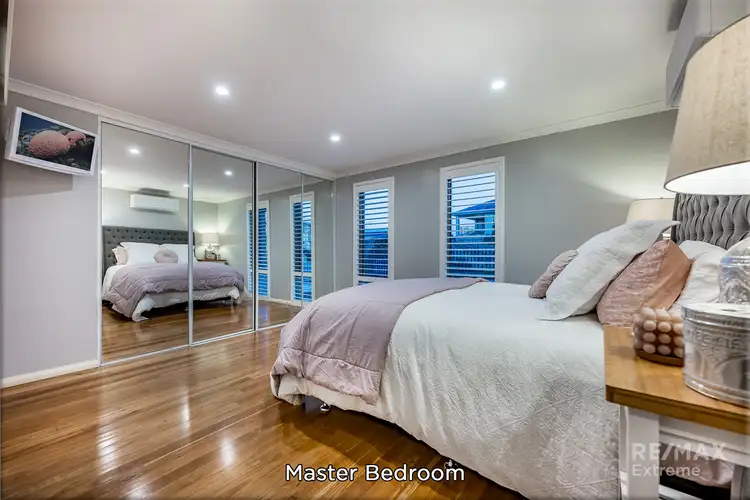 Fifth view of Homely house listing, 10 Seaspray Crescent, Jindalee WA 6036