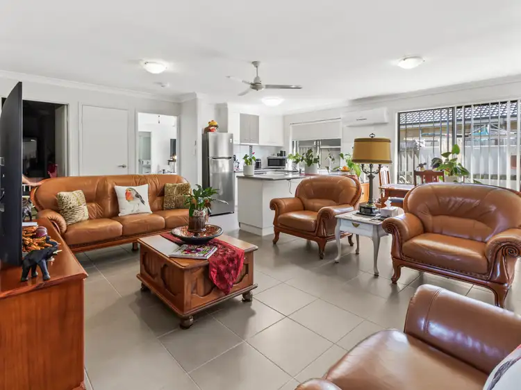 Second view of Homely unit listing, 2/27 Cheyne Circuit, Tinana QLD 4650