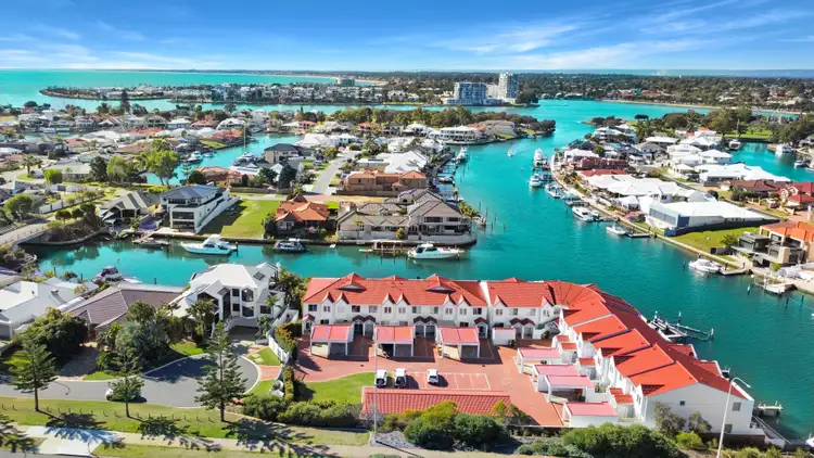 Fourth view of Homely townhouse listing, 3-20 Baruna Court, Halls Head WA 6210