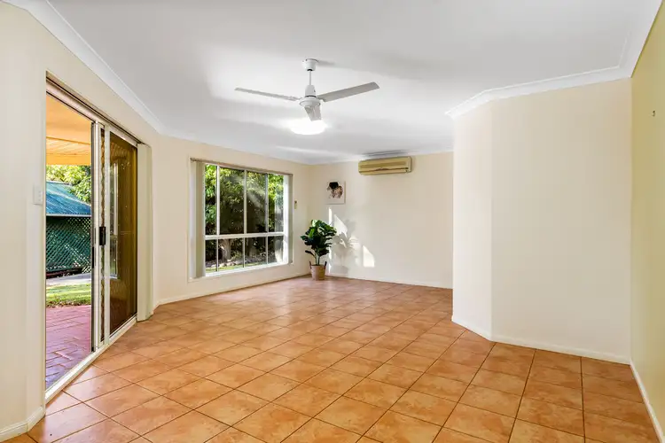 Fifth view of Homely house listing, 2 Jody Court, Highfields QLD 4352
