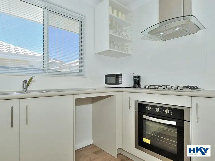 Seventh view of Homely house listing, 4/13 Papago Loop, Brabham WA 6055