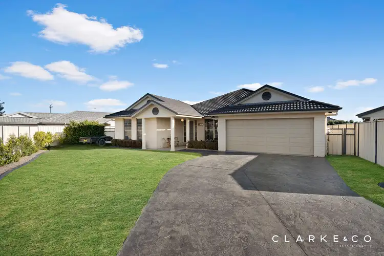 8 Cameron Close, Heddon Greta NSW 2321
