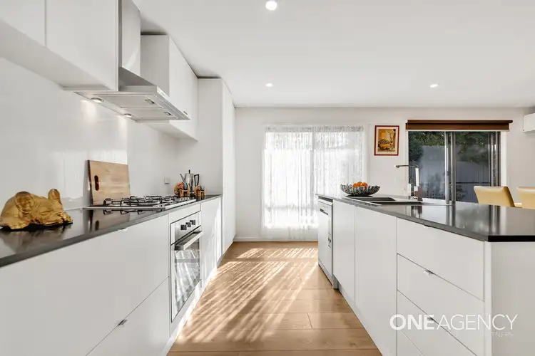 Fifth view of Homely unit listing, 2/3 Rosscommon Place, Seabrook VIC 3028