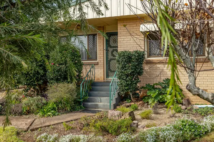 8 Wolseley Street, North Toowoomba QLD 4350
