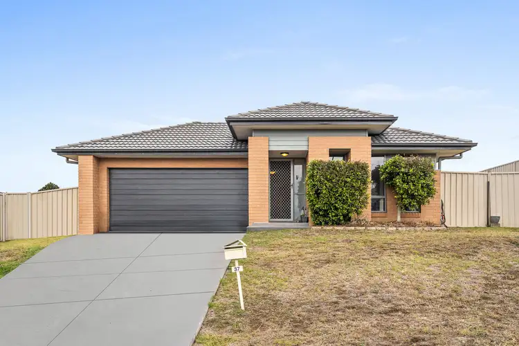 37 Finnegan Crescent, Muswellbrook NSW 2333