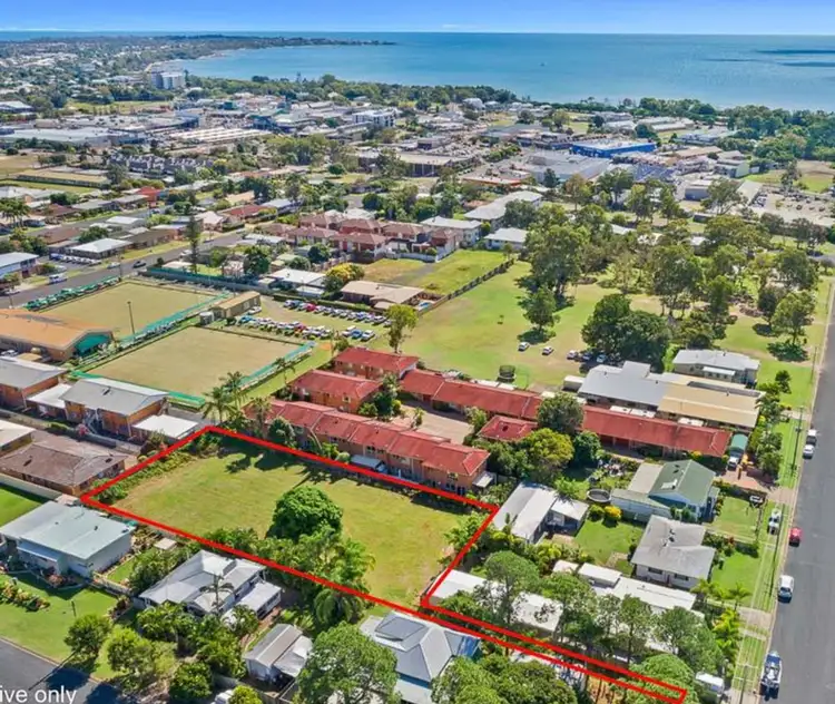 39 Neils Street, Pialba QLD 4655