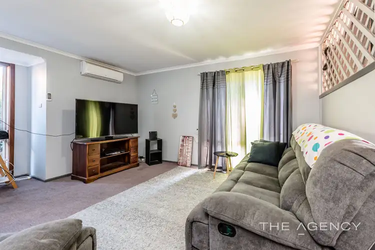 Second view of Homely house listing, 3 Zuytdorp Court, Mahomets Flats WA 6530