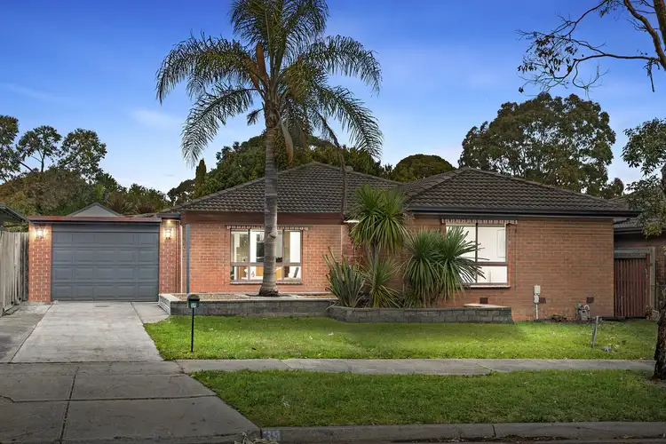 39 Freeman Crescent, Mill Park VIC 3082