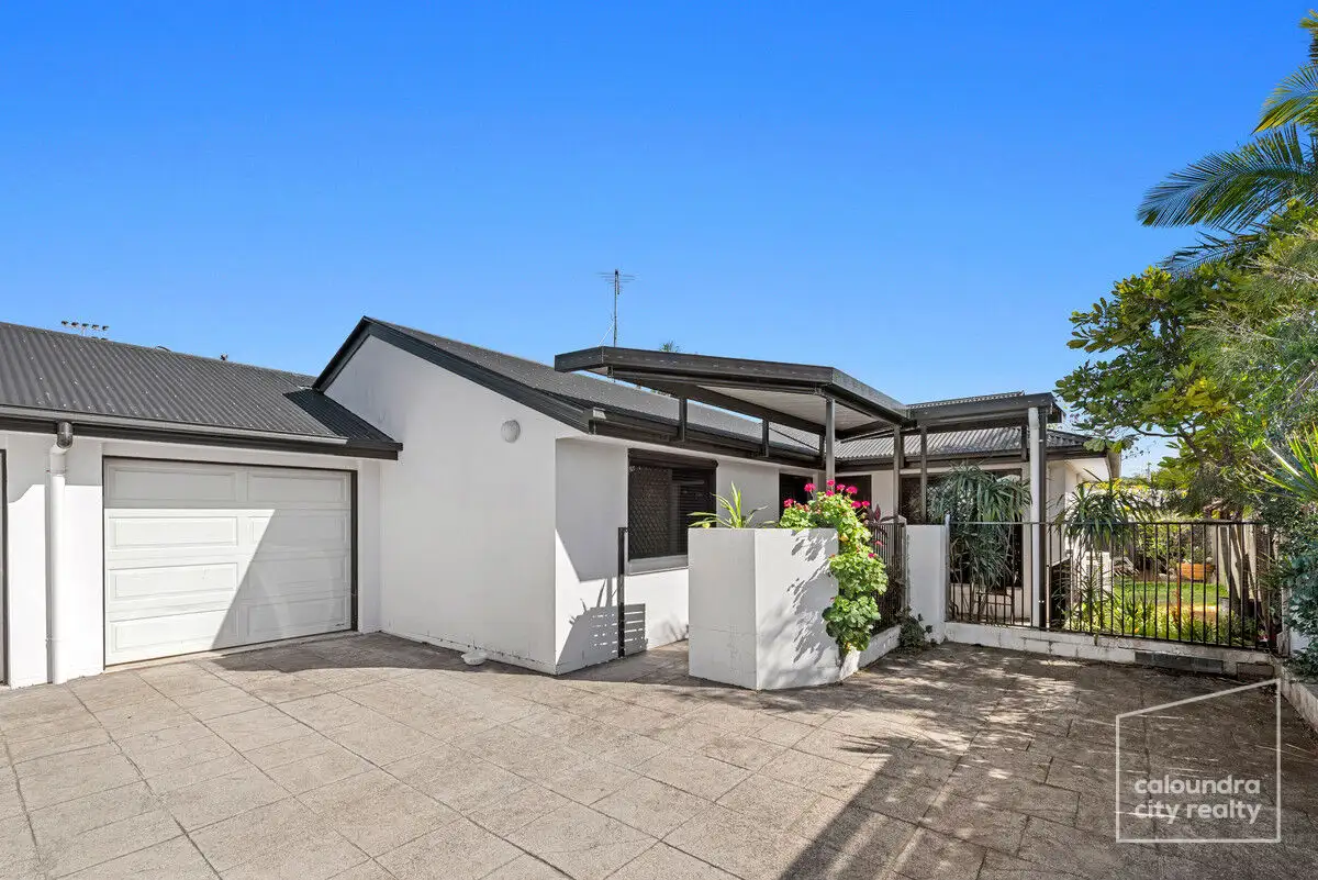 Main view of Homely semi-detached listing, 2/11 Nicholls Street, Caloundra QLD 4551