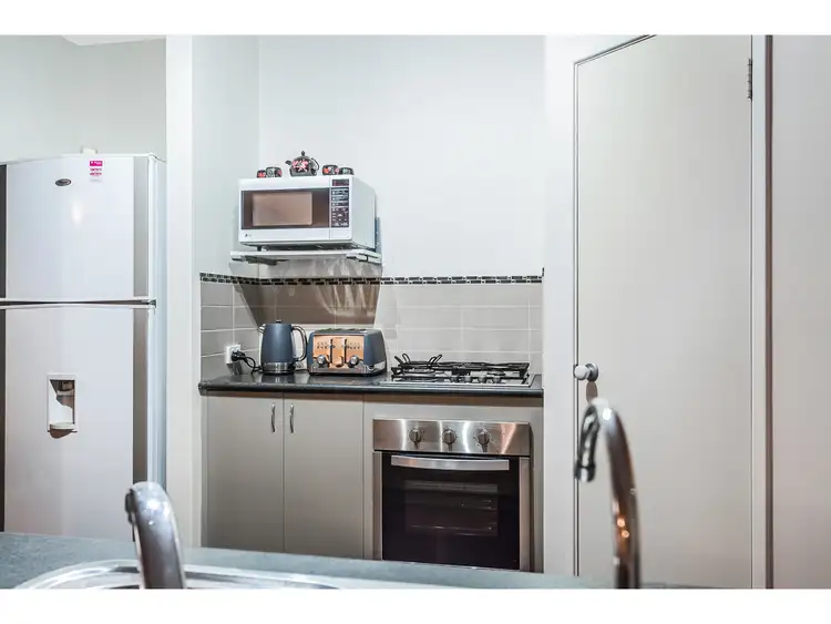 Seventh view of Homely house listing, 8 Axbridge Link, Leda WA 6170