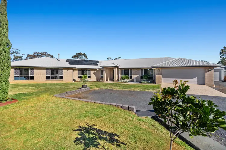 12 Gilbert Court, Gowrie Junction QLD 4352
