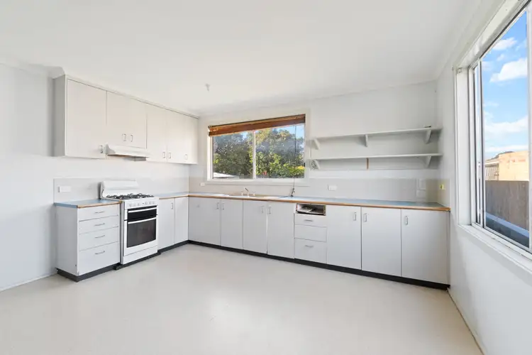 Third view of Homely house listing, 6 Cartledge Way, Sale VIC 3850