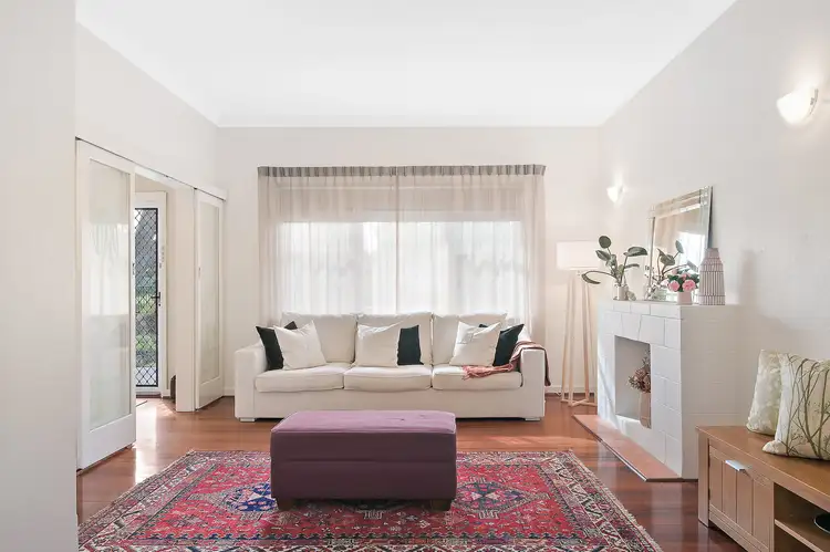 Seventh view of Homely house listing, 1/25 Melbourne Street, St James WA 6102