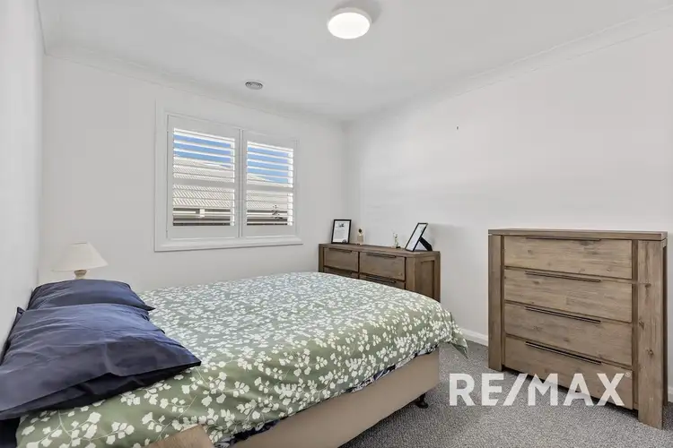 Sixth view of Homely apartment listing, 2/13 Jimberoo Loop, Gobbagombalin NSW 2650