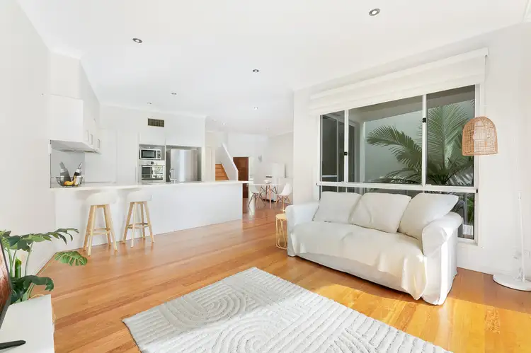 3/2 Blue Ridge Crescent, Varsity Lakes QLD 4227